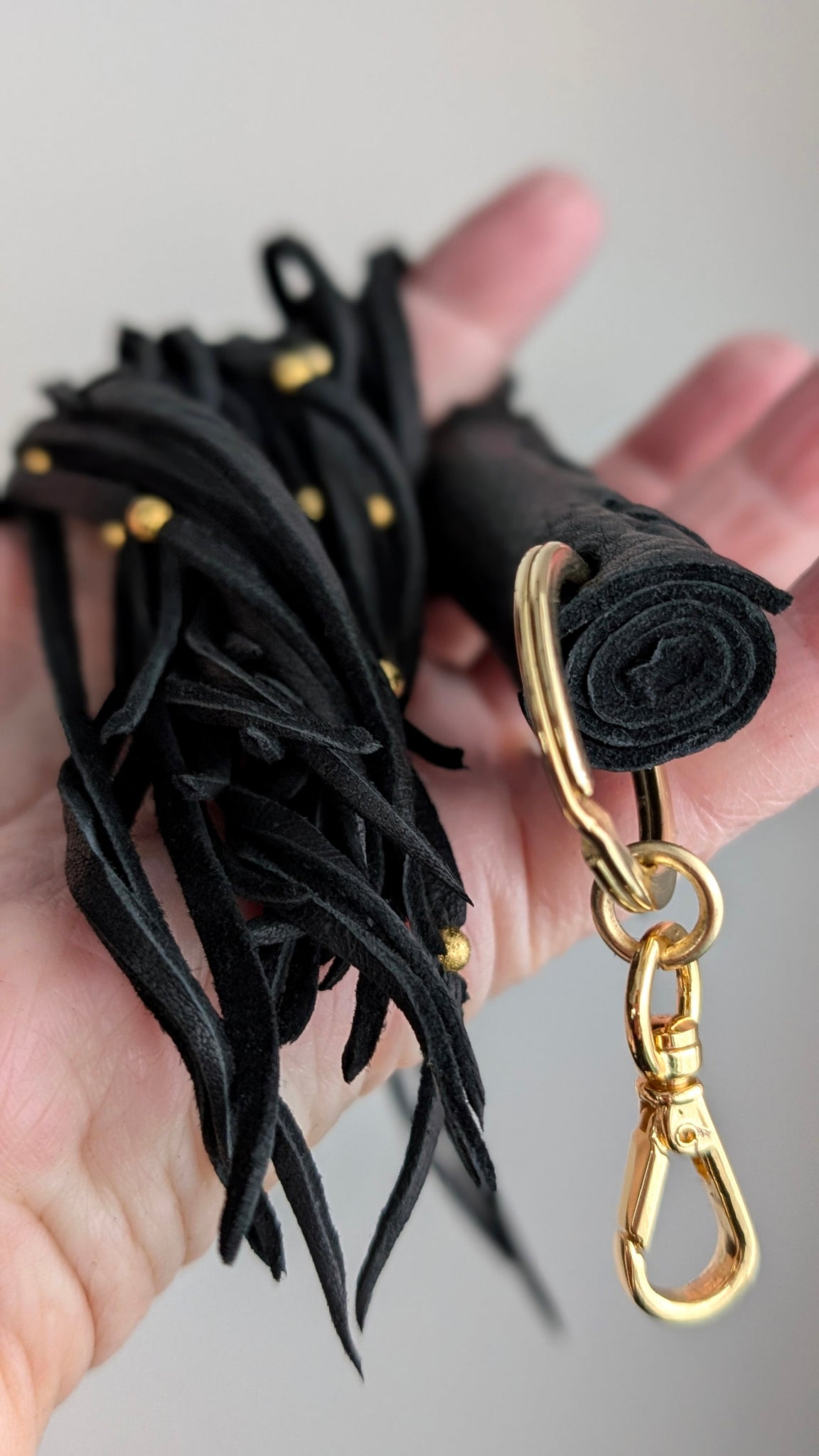 Nala Leather Flogger Tassel Key Chain with Snap Hook - Optional Beaded Fringe - SS1113