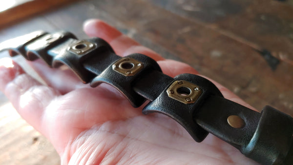 Ande Pillar Leather Bracelet | Men's Women's Leather Tile & Buckle Bracelet  - SS1078