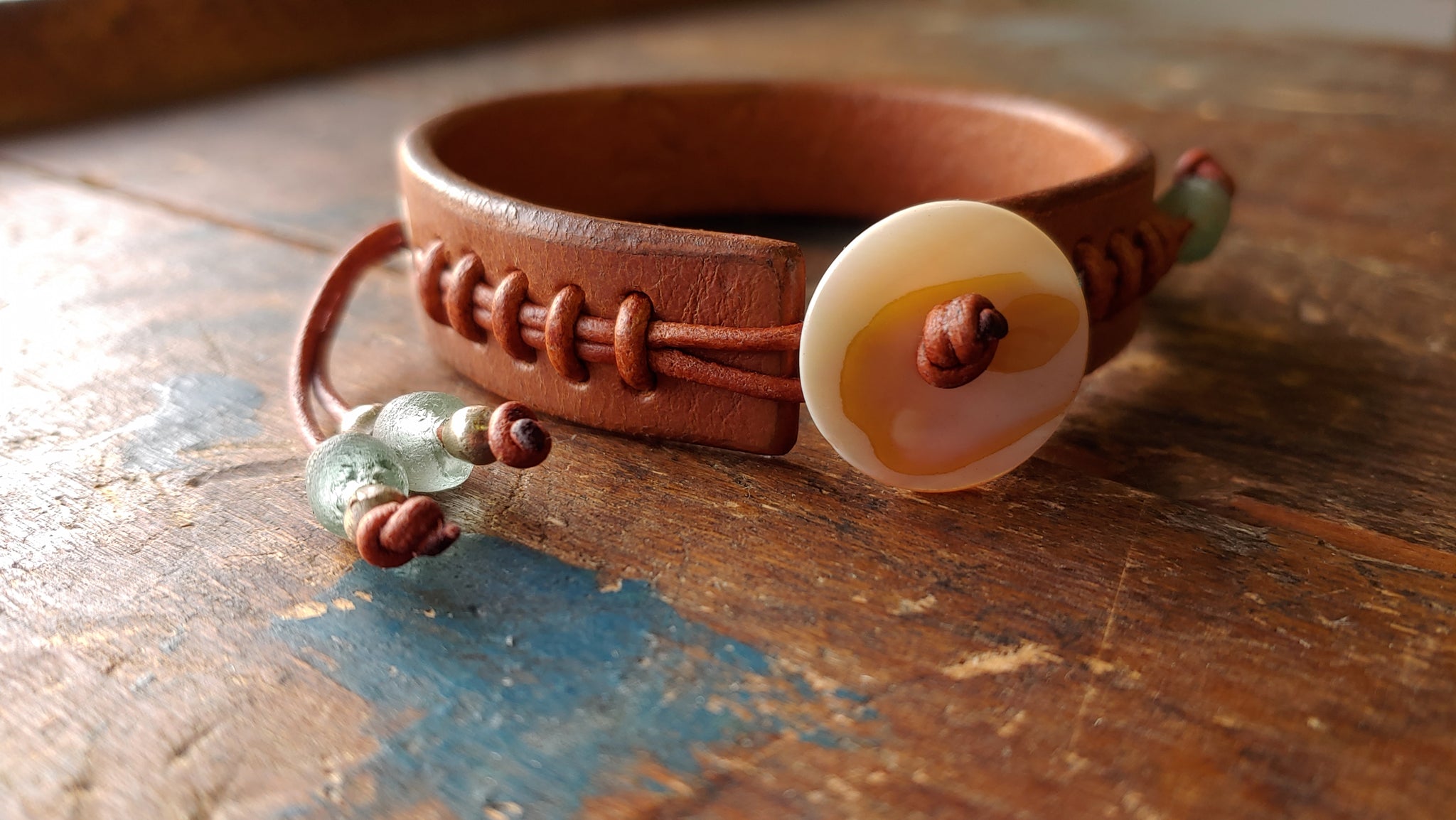 Cliff Booth (Brad Pitt) inspired bracelet in the color Tobacco with seagreen and silver African Beads