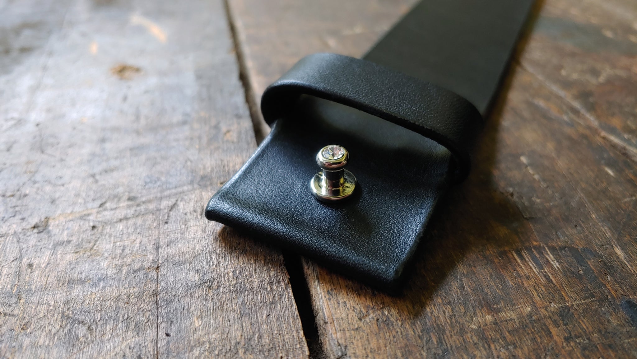 1.5 inch Wide Mao in Black with Rhinestone Button Stud