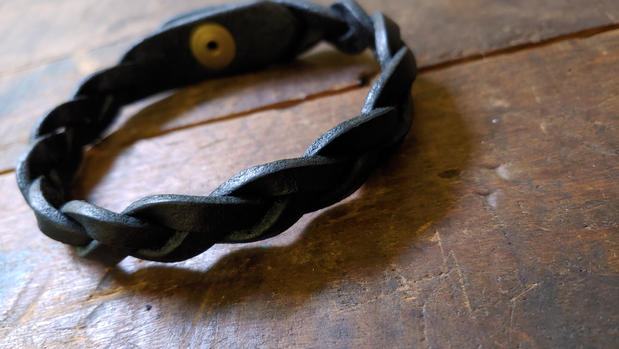 Bo Hand Braided Leather Mystery Bracelet - 9.0 WRIST SIZE - Trick Braid Bracelet, BLACK w/ Brass Snap
