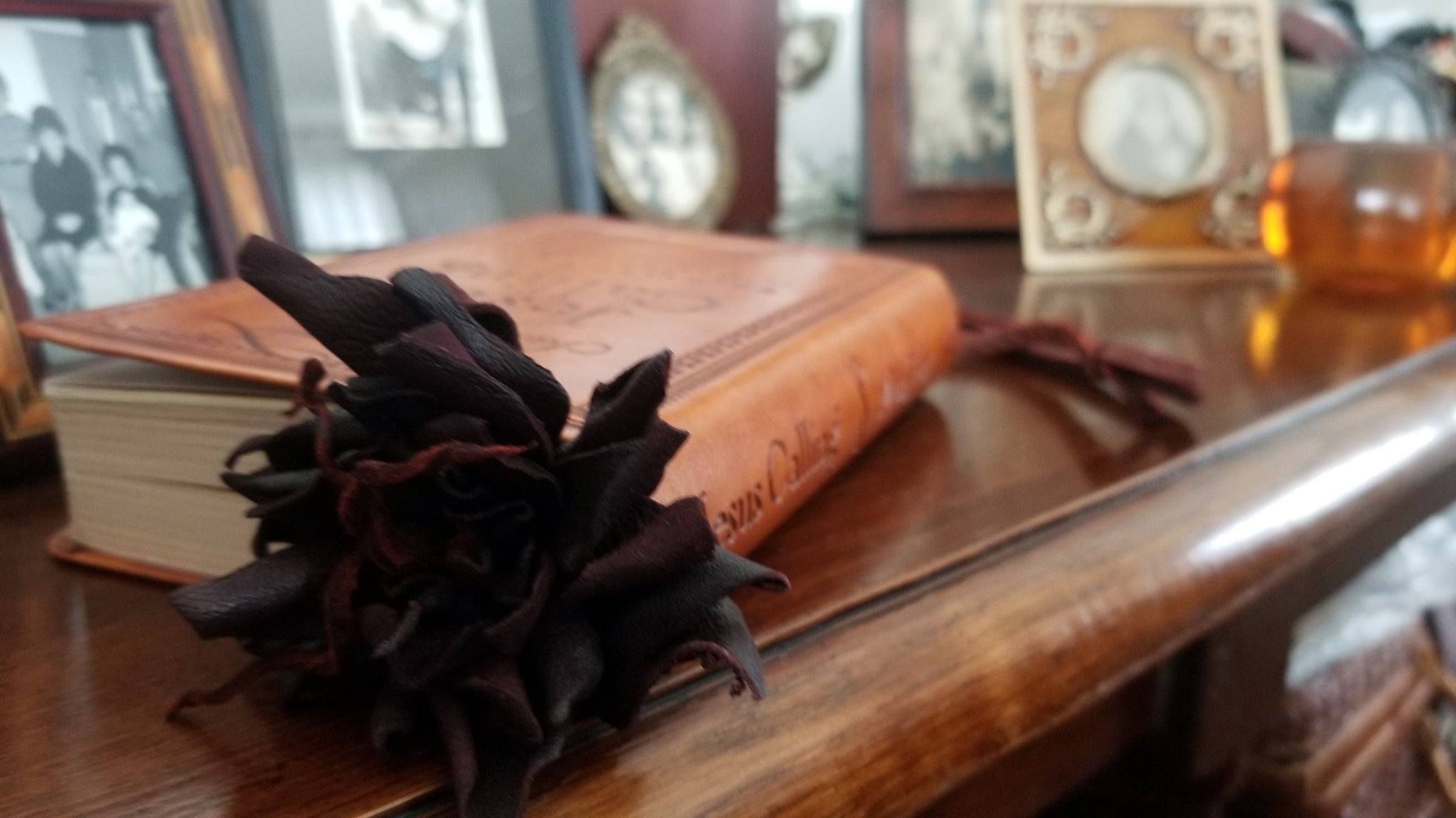 Abeba Leather Flower Bookmark, Flower Bookmarker, Book Lover Accessories