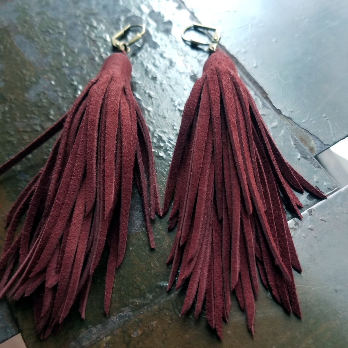 Luxe Goat Suede Kimani Tassel Leather Earrings in Burgundy