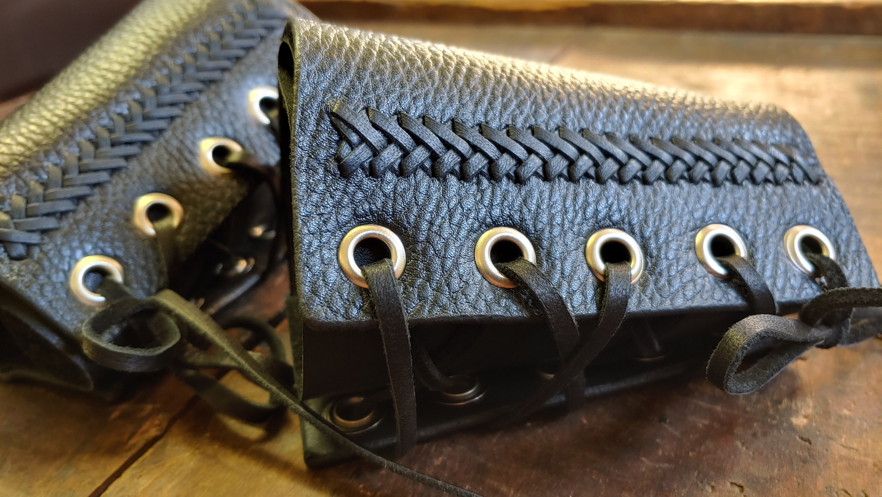 corset_cuff-01PH_68de2a78-b715