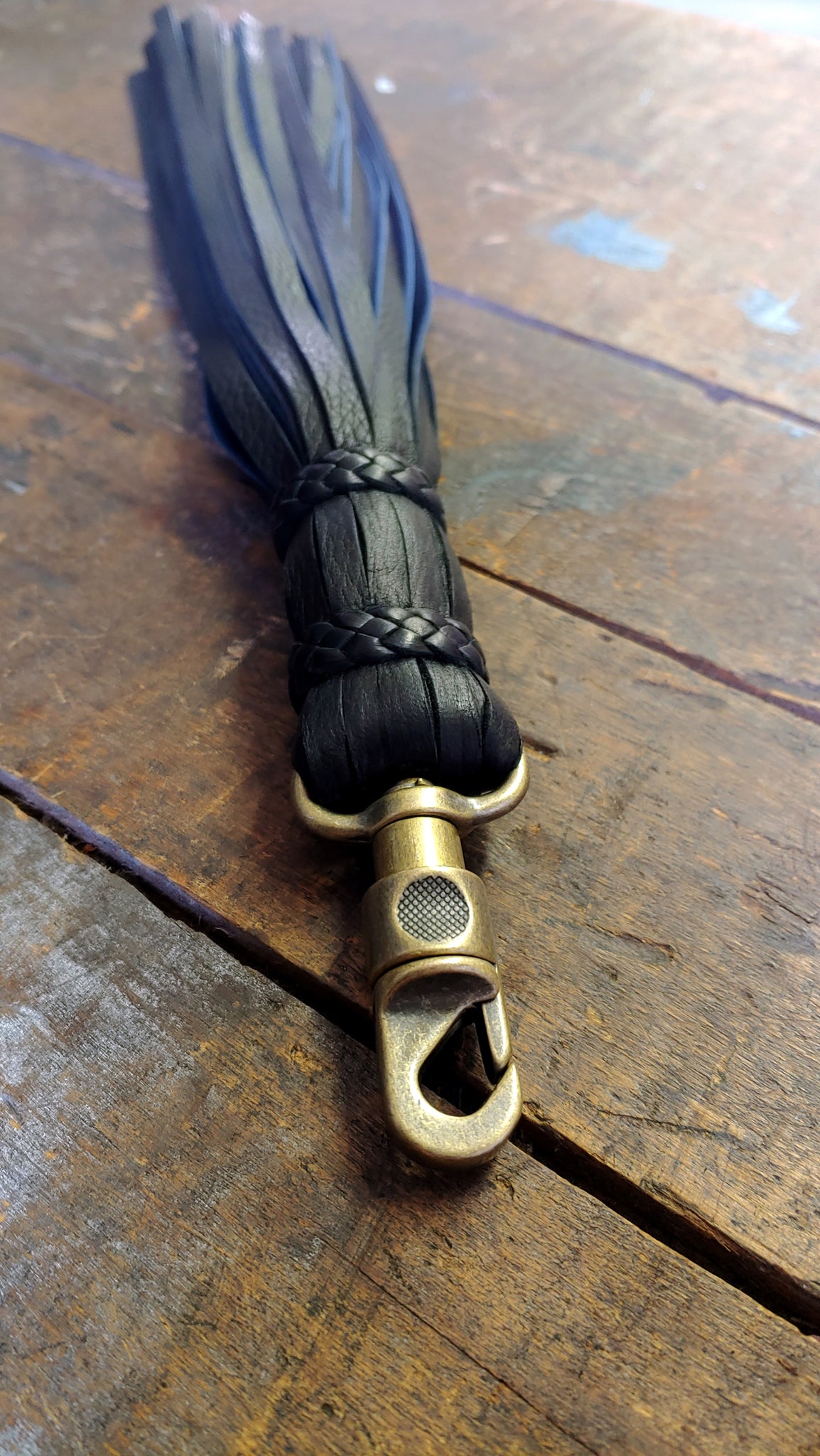 Leather Flogger Key Chain with Snap Hook, Beaded Fringe Tassel Keychain –  Lisa M. Cantalupo