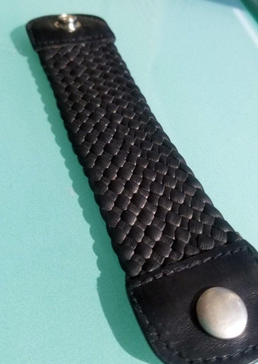 Snap Cuff Braided  Bracelet, black close up