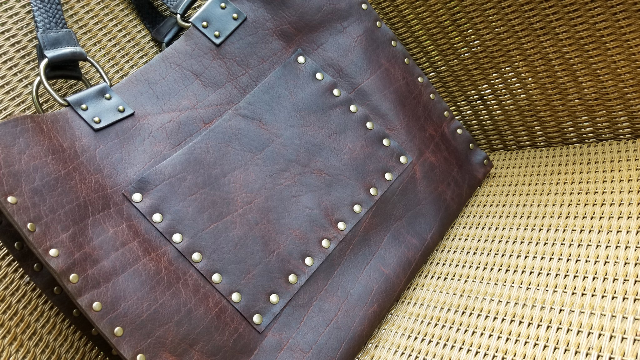 close up of front pocket on Malia leather tote bag carry all in canela navajo bison leather